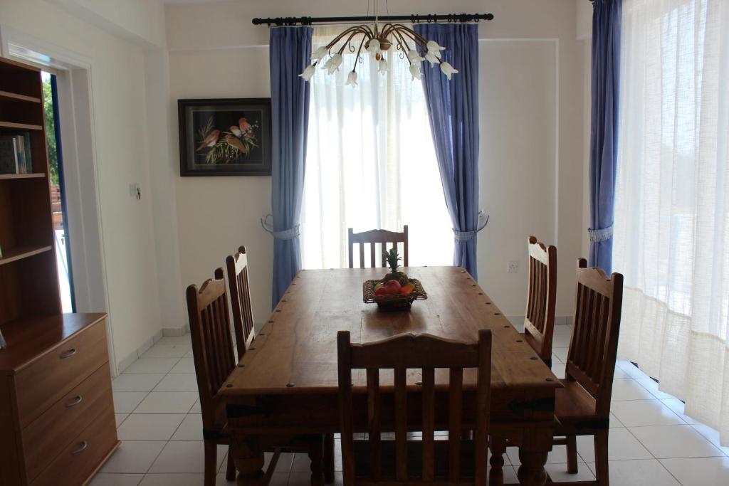 Kavalla Forest Villas Paphos Habitación foto